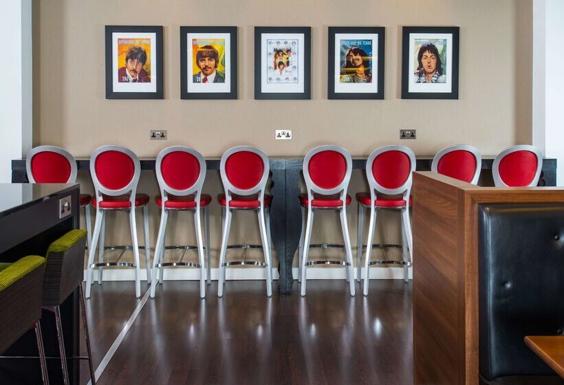 בית מלון כפרי Hampton By Hilton Liverpool City Center