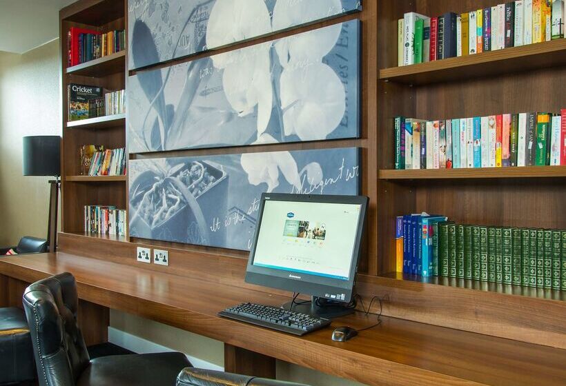 בית מלון כפרי Hampton By Hilton Liverpool City Center