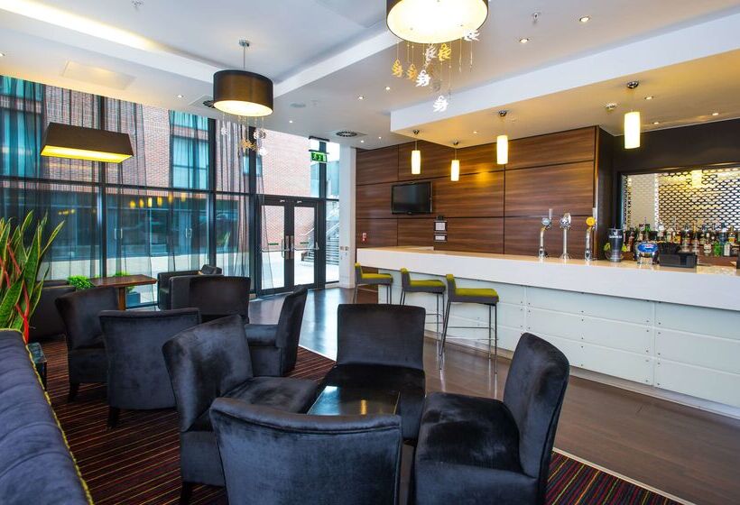 בית מלון כפרי Hampton By Hilton Liverpool City Center