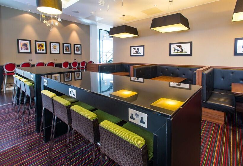 בית מלון כפרי Hampton By Hilton Liverpool City Center