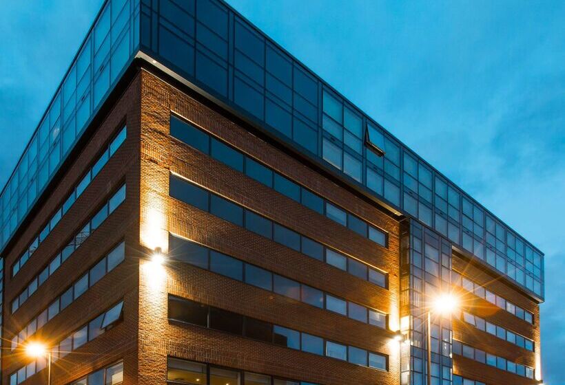 בית מלון כפרי Hampton By Hilton Liverpool City Center