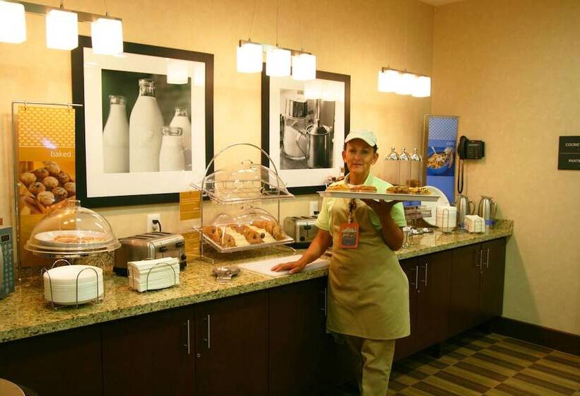 هتل Hampton Inn & Suites Mexico City Centro Historico