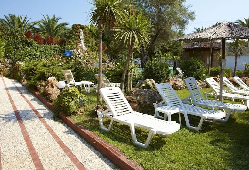 בית מלון כפרי Hanioti Grand Victoria