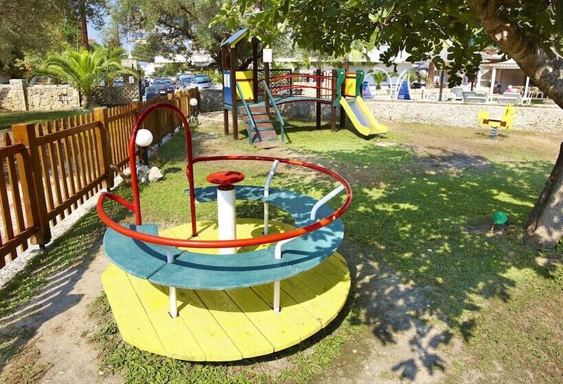 בית מלון כפרי Hanioti Grand Victoria