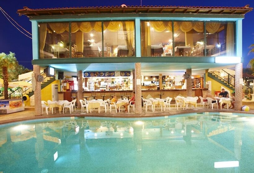 בית מלון כפרי Hanioti Grand Victoria