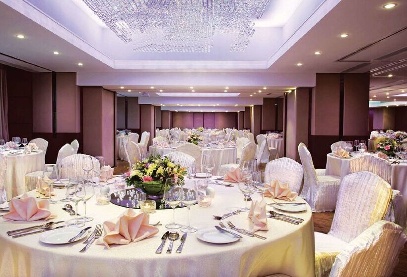 هتل Harbour Plaza 8 Degrees