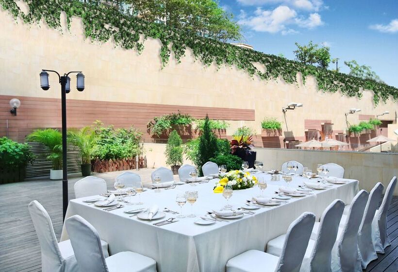 هتل Harbour Plaza 8 Degrees