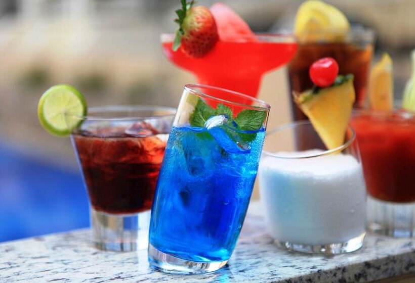 هتل Harbour Plaza 8 Degrees