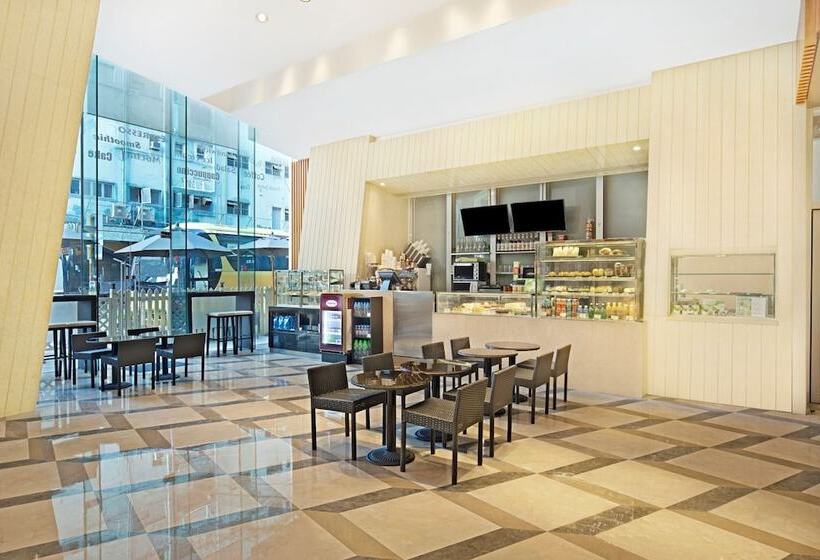 هتل Harbour Plaza 8 Degrees