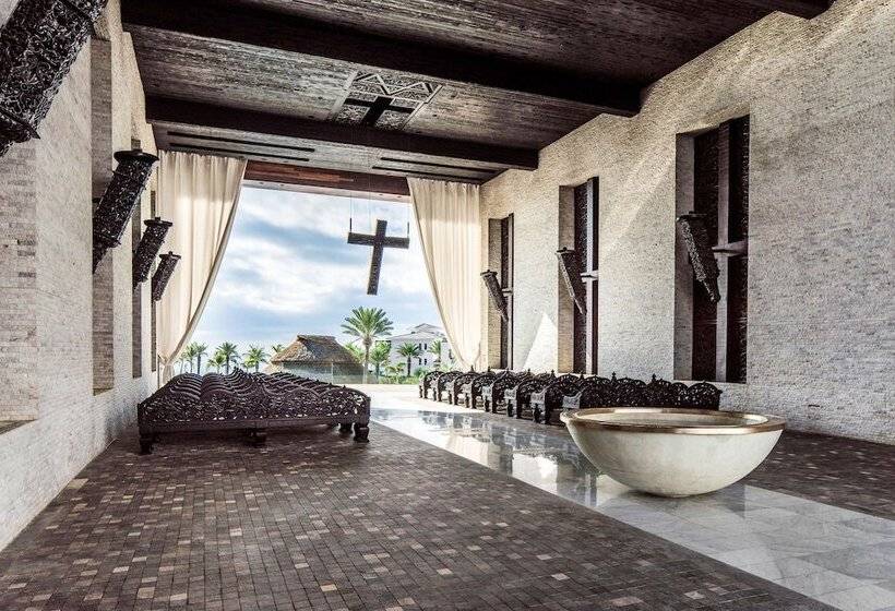 هتل Cabo Azul, A Hilton Vacation Club