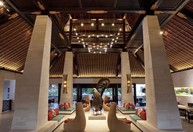Отель Holiday Inn Resort Baruna Bali, An Ihg