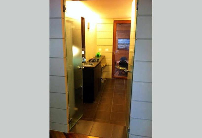 هتل Home Holiday Vatican Museums