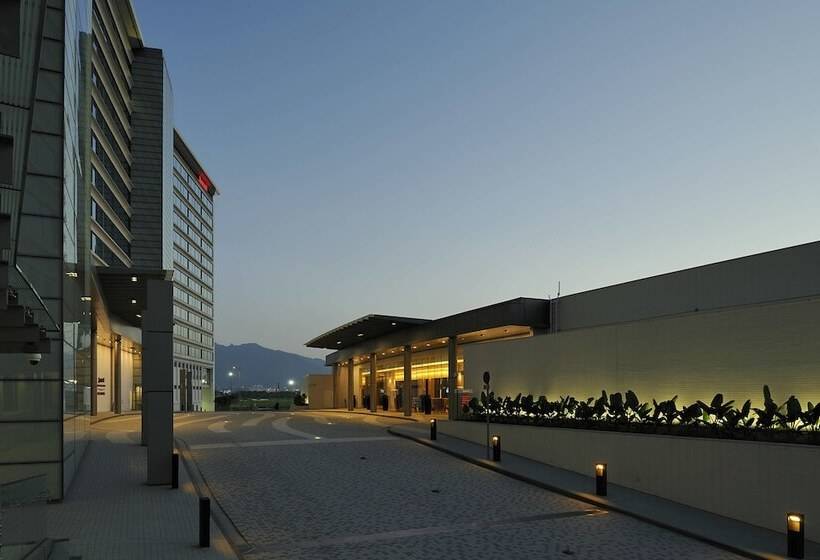 هتل Hong Kong Skycity Marriott