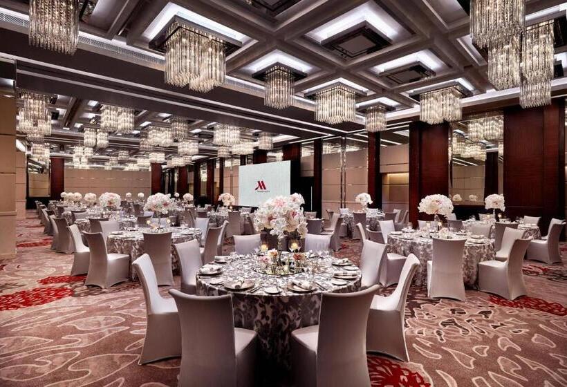 هتل Hong Kong Skycity Marriott