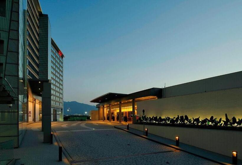 هتل Hong Kong Skycity Marriott