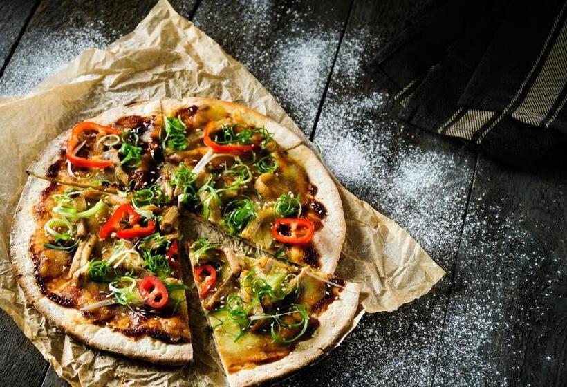 هتل Hong Kong Skycity Marriott