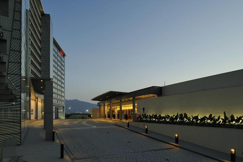 هتل Hong Kong Skycity Marriott