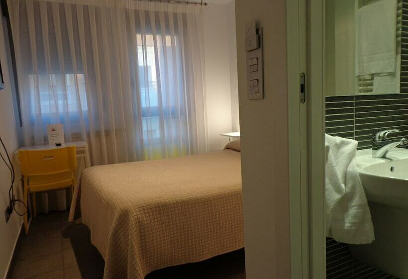 هتل Alda Soria Rooms