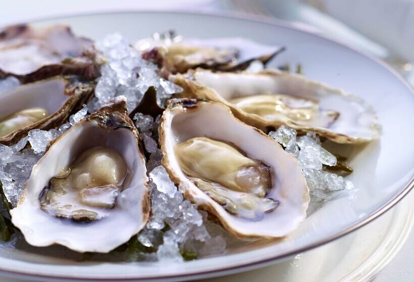 هتل Hyatt Regency Hong Kong, Tsim Sha Tsui