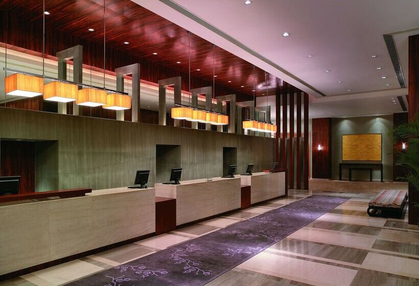 هتل Hyatt Regency Hong Kong, Tsim Sha Tsui