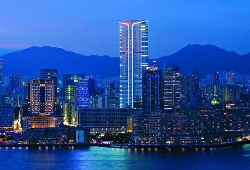 هتل Hyatt Regency Hong Kong, Tsim Sha Tsui