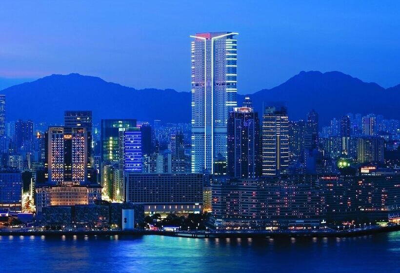 هتل Hyatt Regency Hong Kong, Tsim Sha Tsui