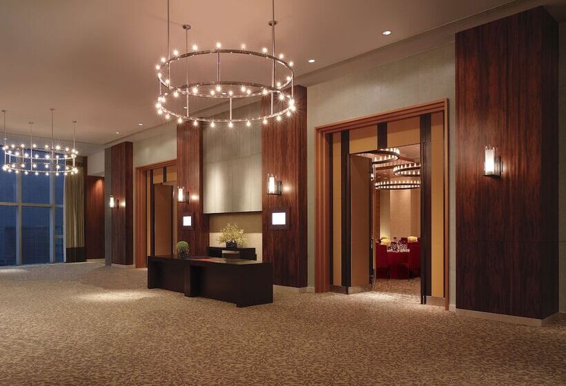 هتل Hyatt Regency Hong Kong, Tsim Sha Tsui