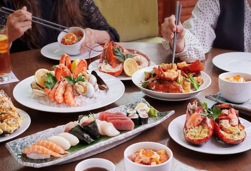 هتل Hyatt Regency Hong Kong, Tsim Sha Tsui