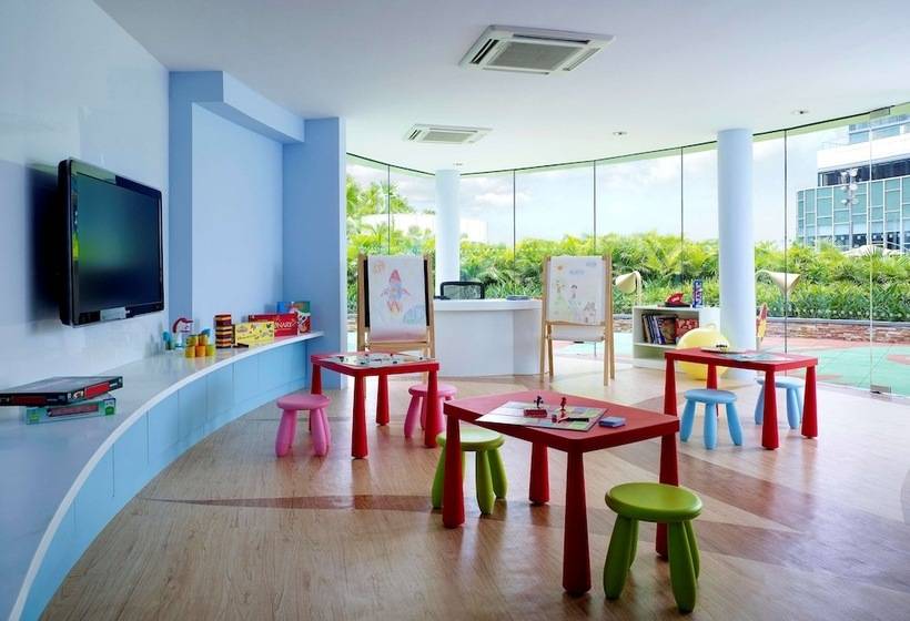 هتل Hyatt Regency Hong Kong, Sha Tin