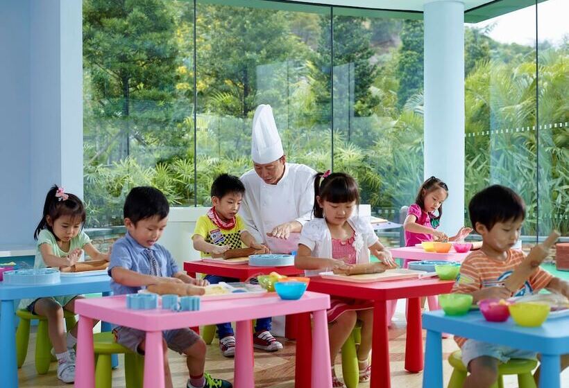 هتل Hyatt Regency Hong Kong, Sha Tin