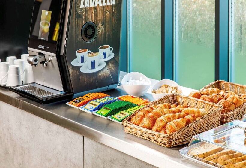 酒店 Travelodge Heathrow Terminal 5