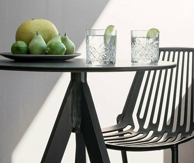 ホテル Ikones Seafront Luxury Suites   Adults Only