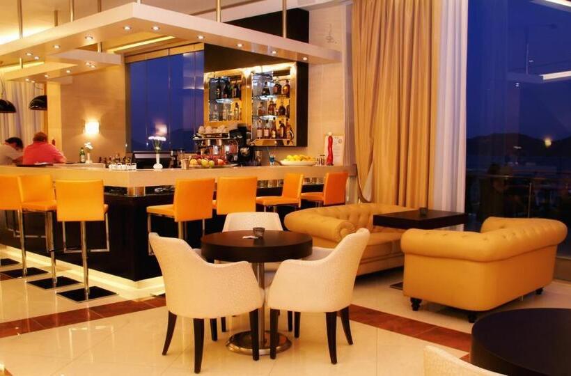 فندق Ionian Emerald Resort