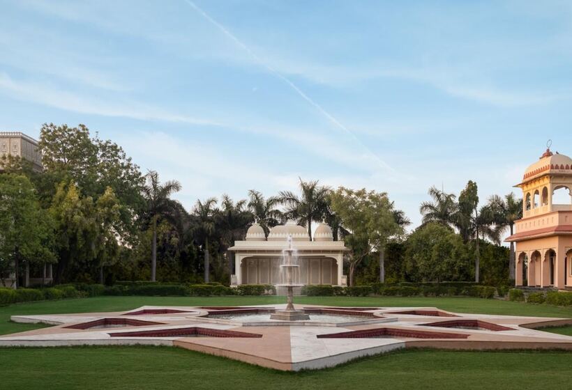 ホテル Jüsta Rajputana Resort & Convention Centre, Udaipur