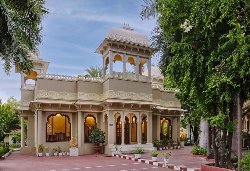 Hotel Jüsta Rajputana Resort & Convention Centre, Udaipur