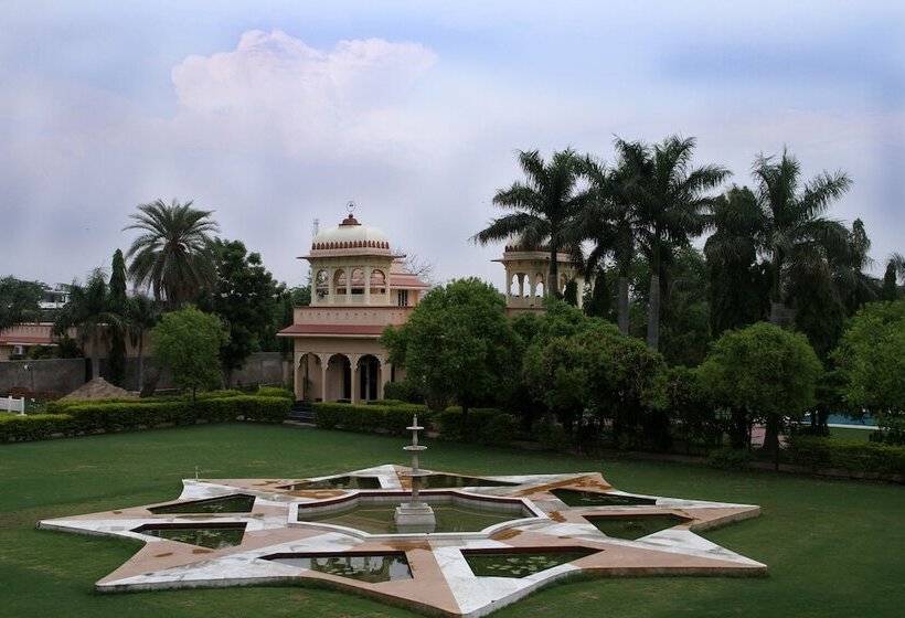 ホテル Jüsta Rajputana Resort & Convention Centre, Udaipur