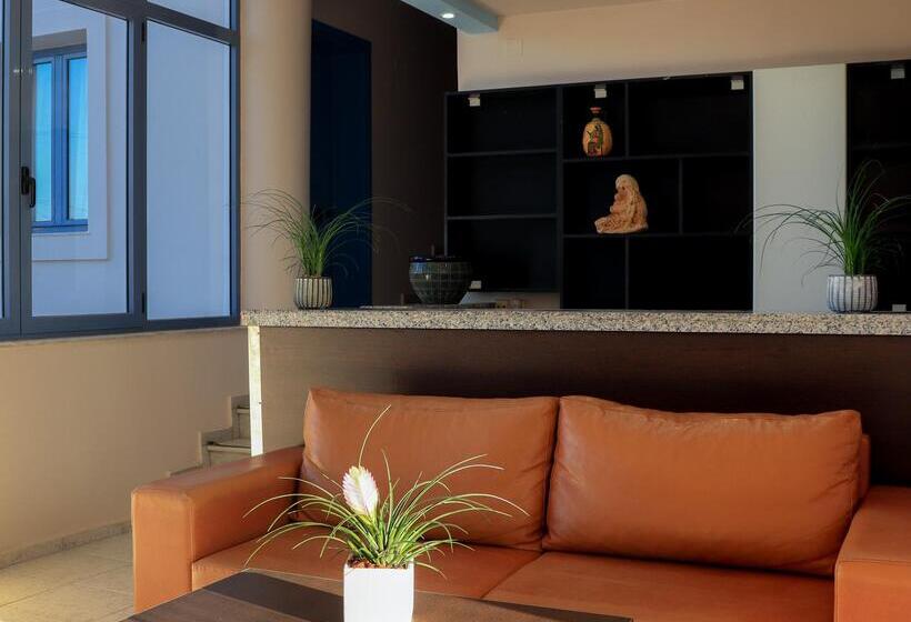 Отель Kaissa Beach