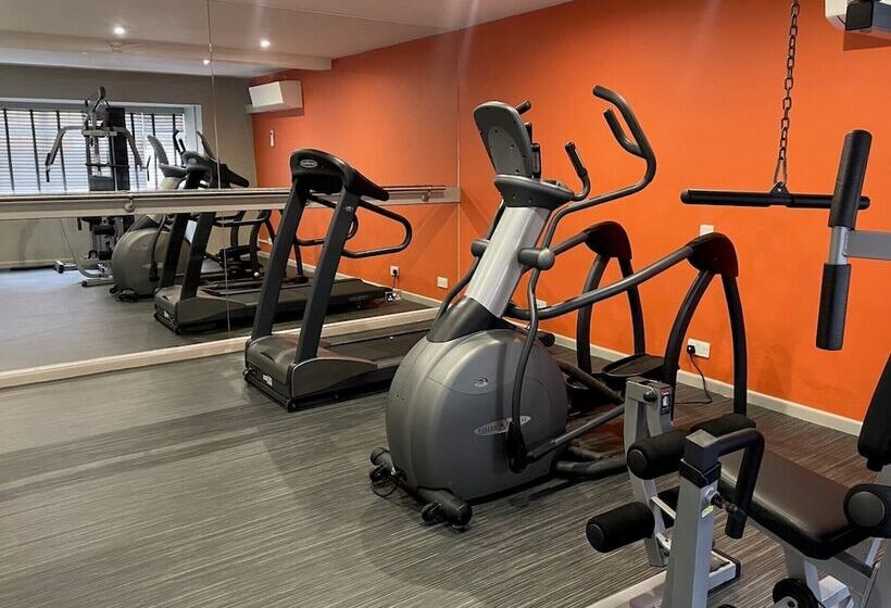 בית מלון כפרי Kings Court