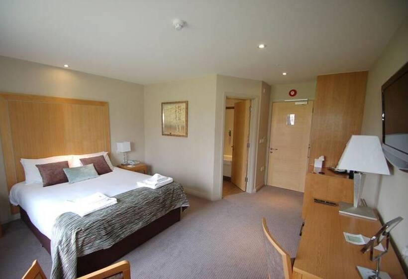 בית מלון כפרי Kings Court