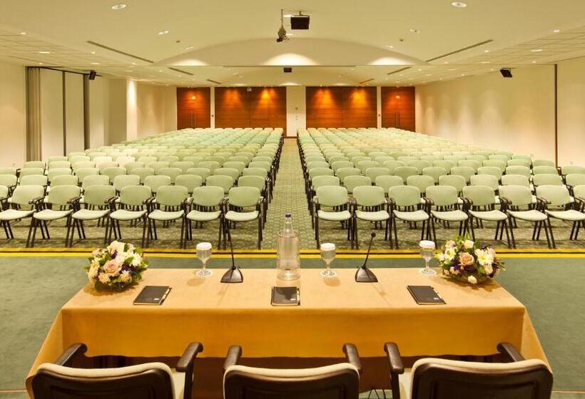 בית מלון כפרי Kipriotis Village Resort