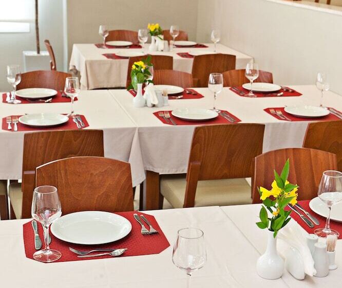 בית מלון כפרי Kronos