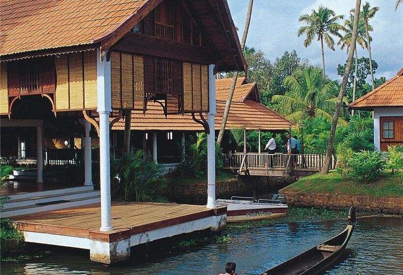 酒店 Kumarakom Lake Resort