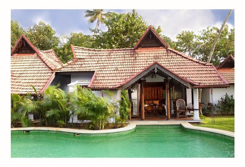 酒店 Kumarakom Lake Resort