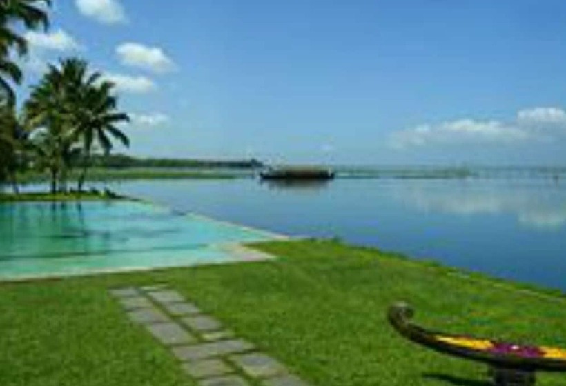 酒店 Kumarakom Lake Resort