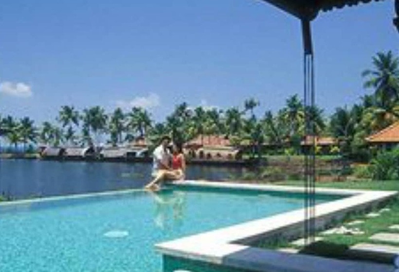 酒店 Kumarakom Lake Resort