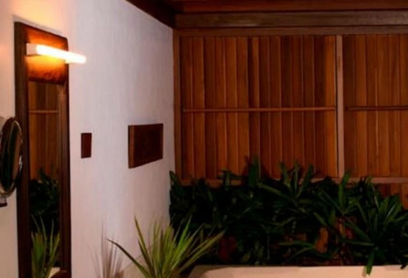 酒店 Kumarakom Lake Resort