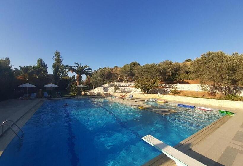 בית מלון כפרי Kyriaki