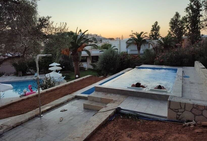 فندق Kyriaki
