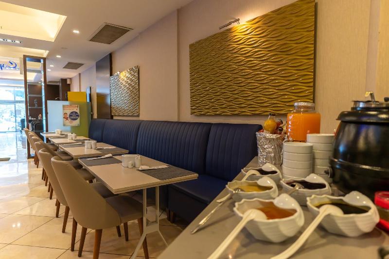 Hotel Lazz  By Ketenci