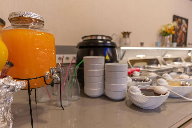 Hotel Lazz  By Ketenci